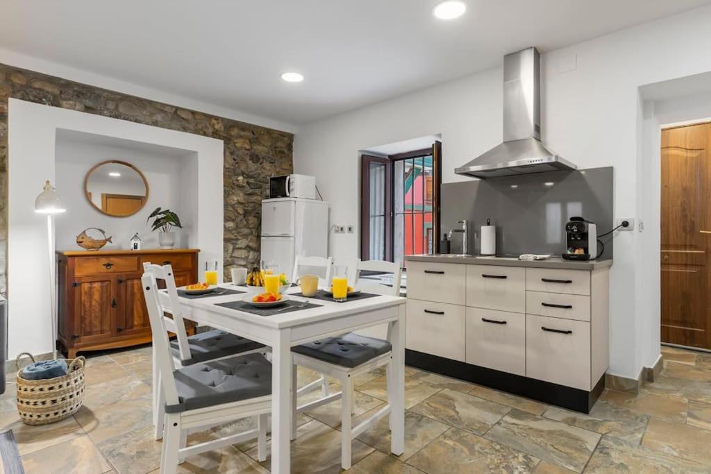 Apartamento Loft Cimadevilla Vicaria Gijón